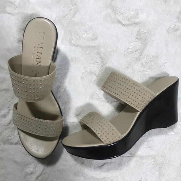 Italian ShoeMakers Wedge Heel Sandal 8 1/2M - Picture 1 of 10